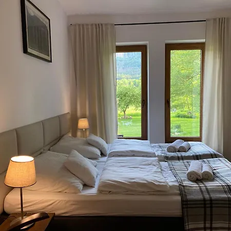 לינה וארוחת בוקר Centrum Lakowa 1