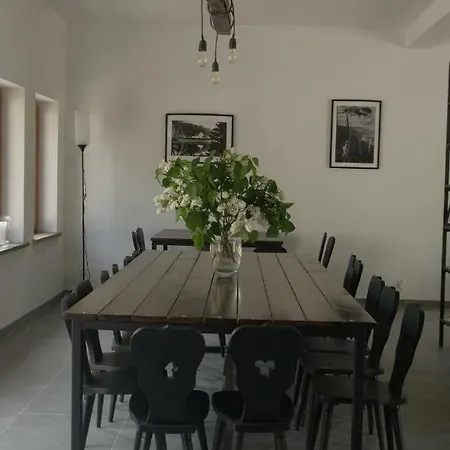 לינה וארוחת בוקר Centrum Lakowa 1 3*